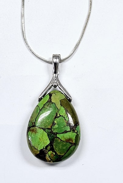 Sterling Silver Teardrop Green Turquoise Necklace Necklace weighs 29.1 Grams Measures 30": Necklace weighs 29.1 Grams Measures 30"
