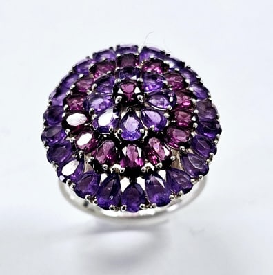 Sterling Silver Amethyst Cluster Ring Ring weighs 3.3 Grams Size 9 (1 of 8)