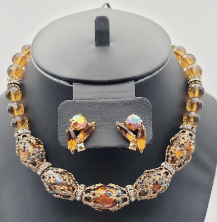 Vintage Gold Tone Amber Rhinestone Set Necklace Measures 15": Necklace Measures 15"