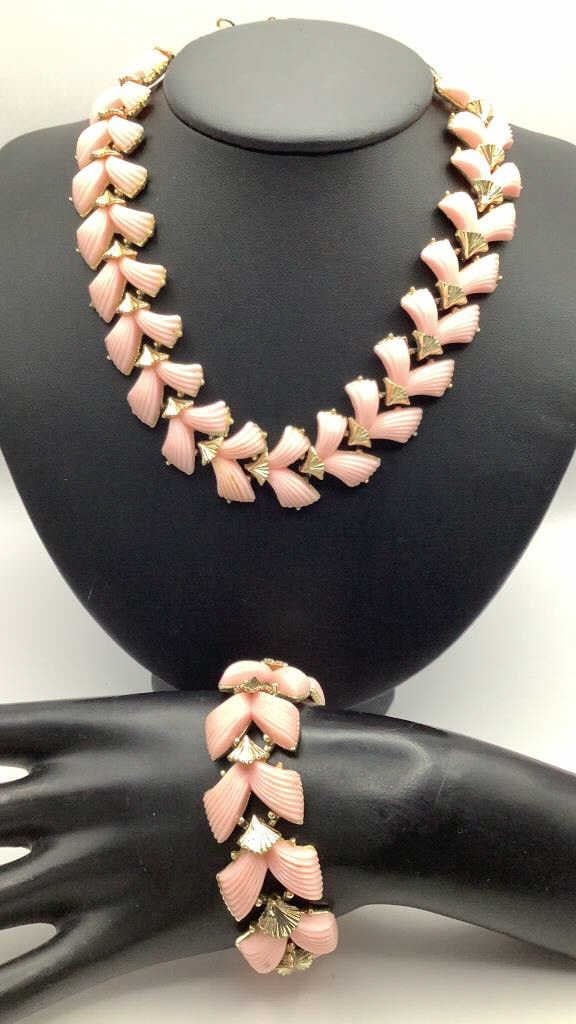 Vintage Coro Pink & Gold Tone Necklace & Bracelet They are made of: They are made of Thermoset Necklace total length is 15" Bracelet total length is 6"