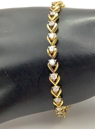 925 Vermeil & CZ Bracelet Bracelet weighs 13 Grams Some of the gold overlay is worn.: Bracelet weighs 13 Grams Some of the gold overlay is worn.