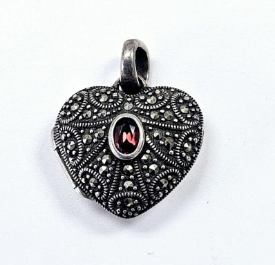 Sterling Silver Marcasite & Garnet Heart Locket Locket weighs 10.1 Grams: Locket weighs 10.1 Grams