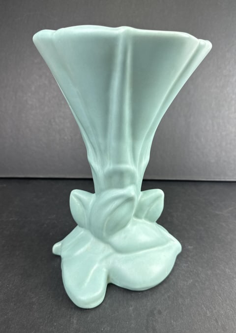 Vintage Rumrill Pottery Vase J64 No chips or cracks. Some crazing.: No chips or cracks. Some crazing.