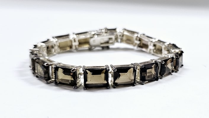 Sterling Silver Smoky Quartz Tennis Bracelet Bracelet weighs 30.8 Grams: Bracelet weighs 30.8 Grams