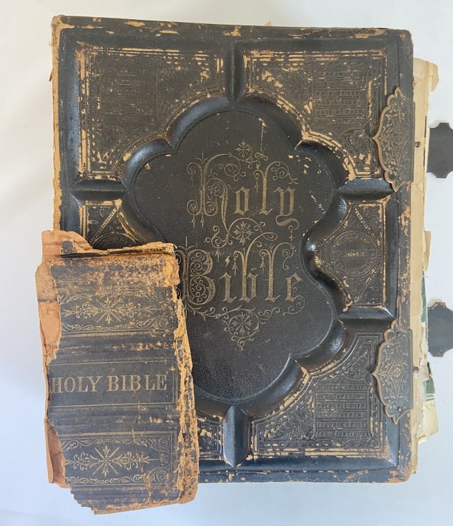 Antique Bible Illustrated, Leather Bound 1872 The Holy Bible with engravings and dictionary, (1 of 10)