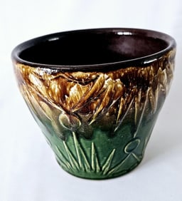 Vintage Robinson Ransbottom Sun & Moon Jardiniere Pot measures 7"