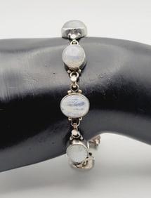 Vintage Sterling Silver Moonstone Bracelet Bracelet Measures 8.5"  Bracelet Weighs 21 Grams
