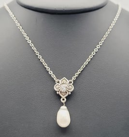 Vintage Sterling Brighton Pearl Drop Necklace Necklace Measures