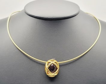 Joan Rivers Gold Tone Purple Necklace Necklace Measures 12"