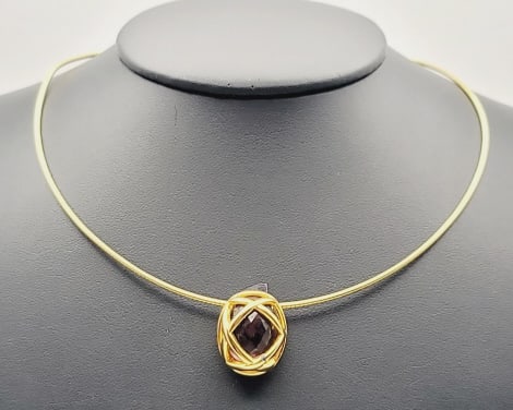 Joan Rivers Gold Tone Purple Necklace Necklace Measures 12": Necklace Measures 12"