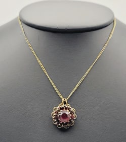 Vintage Trifari Gold Tone Red Rhinestone Necklace Necklace Measures 20"