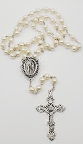 Vintage Pearl Holy Water Reliquary Rosary Italy Rosary Measures 36"  Silver Tone Metal