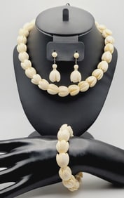 Vintage Pikake Carved Bone Jewelry Set Hawaii Necklace Measures 16"