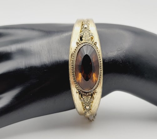 Whiting and Davis Topaz Rhinestone Bracelet Bracelet Measures 5" Bracelet is gold tone. (1 of 6)