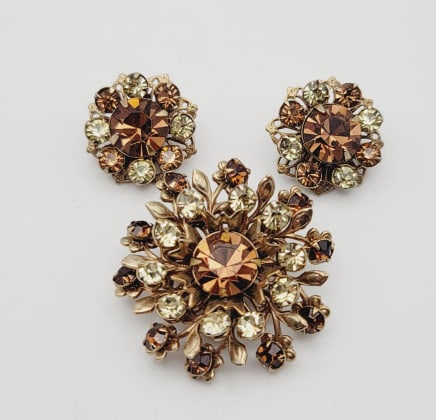 Vintage Amber and Green Rhinestone Earrings Brooch Bronze Tone Metal: Bronze Tone Metal