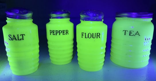 Vintage Jadeite Uranium Glass Jars Some damage to lids. Reference pictures.