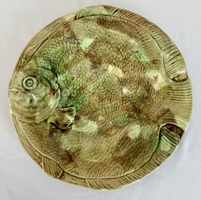 Vintage Majolica Fish Plate Green 8.5 inches No cracks or chips.