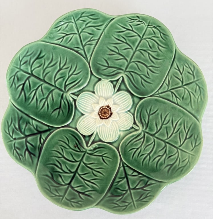 Majolica Lily Pad Plate  9.5 Inches Some crazing. No cracks. (1 of 5)