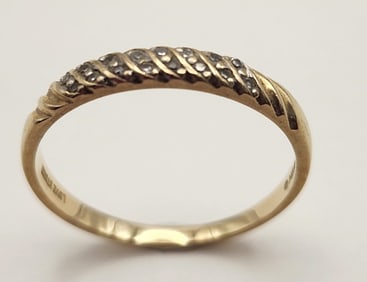 14K Yellow Gold & Diamonds Love Story Ring Size 7 Ring weighs 1.5 TGW