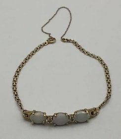 Vintage 14K Yellow Gold Plumb & Opal Bracelet Bracelet weighs 3.2 TGW