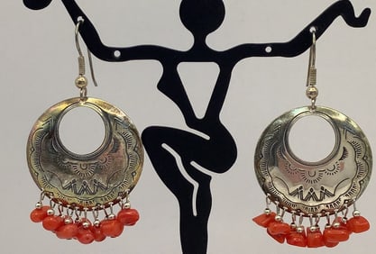 Carolyn Pollack Relios Sterling & Coral Earrings Earrings weigh 9.3 TGW