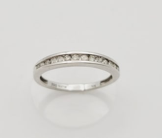 10K White Gold Diamond Ring Ring Weighs 2 Grams  Size 7
