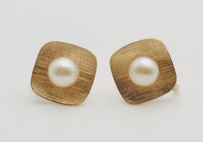 12K Gold Filled Pearl Clip On Earrings Earrings Weigh 3.6 Grams