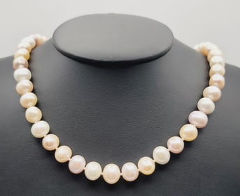 Sterling Silver Pink Pearl Necklace Necklace Measures 17" Necklace Weighs 53 Grams