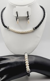Honora Sterling Silver  Leather and Pearl Set Necklace Measures 18"