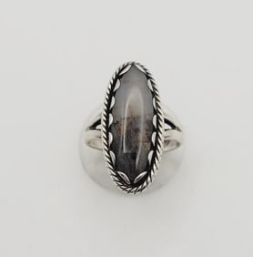 Vintage Sterling Silver Agate Ring Ring Weighs 5.1 Grams  Size 5