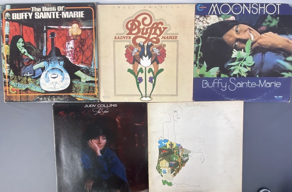Vinyl LPs Joni Mitchell Buff St Marie Judy Collins Ladies of the Canyon by Joni Mitchell, Reprise: Ladies of the Canyon by Joni Mitchell, Reprise Records 6876, gatefold. True Stories by Judy Collins, Elektra Records EKS-75053, gatefold. Moonshot by Buffy Sainte-Marie, Vanguard Records VSD 79312, co
