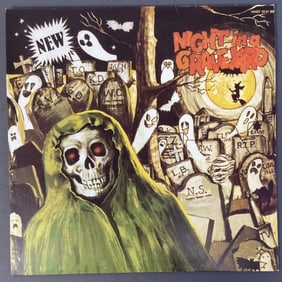 Halloween Vinyl Record Night in a Graveyard Night in a Graveyard, Haunted House Music Co, 10-31 BB,