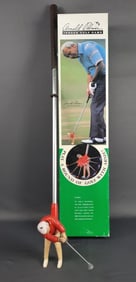 Vintage Arnold Palmer Indoor Golf Game Club & Box 35 inches tall. Only golf stick included. Please