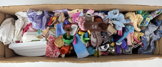 Mixed Mystery Lot 80s & 90s Toys and Toy Pieces Barbie, Disney, Cabbage patch and more.