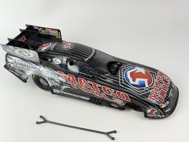 Whit Basemore 1:24 Funny Car Dodge 2003 14 inches long. With hood stick.