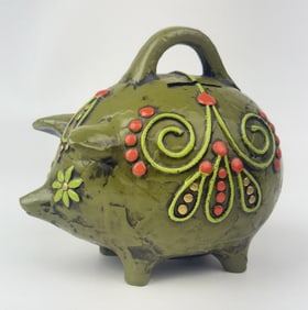 Vintage Fitz and Floyd Piggy Bank 7 inches long by 6 inches tall. No cracks in bank. Rubber plug