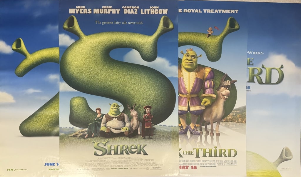 Shrek One Sheet Movie Poster Lot 27 x 40 double sided. From closed movie theater collection. Light (1 of 6)