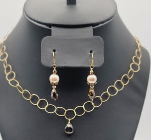 In2 14K Gold Filled Faceted Rhinestone Set Necklace Measures 18"