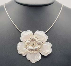 BJ Sterling Silver Flower Mother of Pearl Necklace Necklace Measures 18" Necklace Weighs 28 Grams