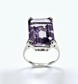 Sterling Silver Emerald Cut Amethyst Cocktail Ring Ring weighs 6.1 Grams Size 9