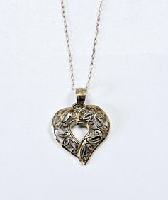 10K Yellow Gold Heart Pendant Necklace Necklace weighs 1.1 Grams Measures 20"