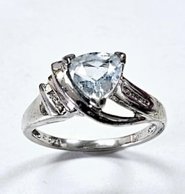 Sterling Trillion Aquamarine Diamond Accent Ring Ring weighs 2.8 Grams Size 6.75