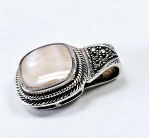 Sterling Pink Mother of Pearl & Marcasite Pendant Pendant weighs 7.3 Grams