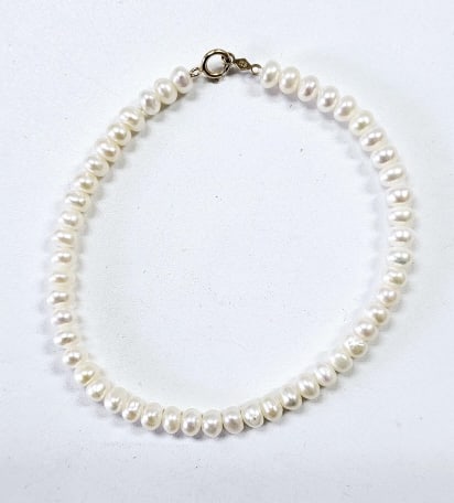 10K Gold Clasp Cultured Pearl Bracelet Bracelet weighs 4.0 Grams (1 of 7)