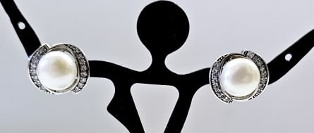 Eji Signed Sterling Silver Pearl & CZ Stud Earring Earrings weigh 3.9 Grams