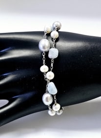 Sterling Silver Pearl & Aquamarine Bracelet Bracelet weighs 11.2 Grams