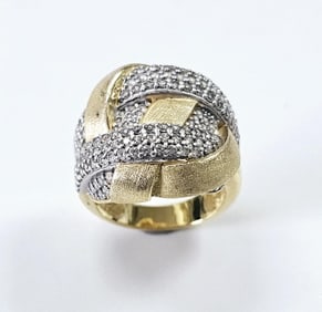 Milor 925 Vermile & CZ Knot Ring Italy Ring weighs 13.5 TGW Size 9 Some of the vermile is faded.