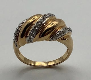 Ross Simons 925 Vermeil & Diamond Accents Rings Size 9 & weigh 5.2 TGW