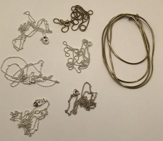 Lot of 7 925 Sterling & Vermeil Necklaces Necklaces weigh 22.6