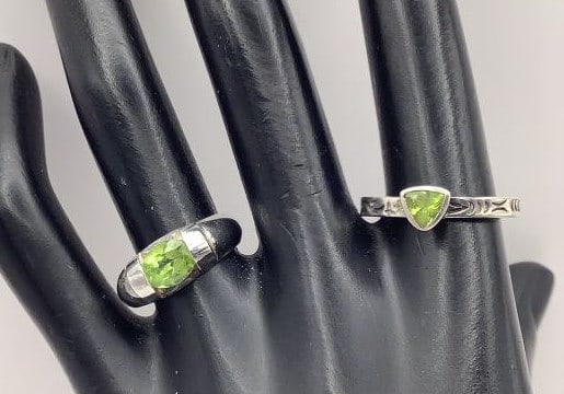 925 Sterling Peridot & Silpada Sterling Peridot Rings: Rings 1st ring is size 7.5. 2nd ring is size 8.5 Rings weigh 8 TGW